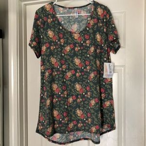 XL Lularoe Classic T - floral T-shirt